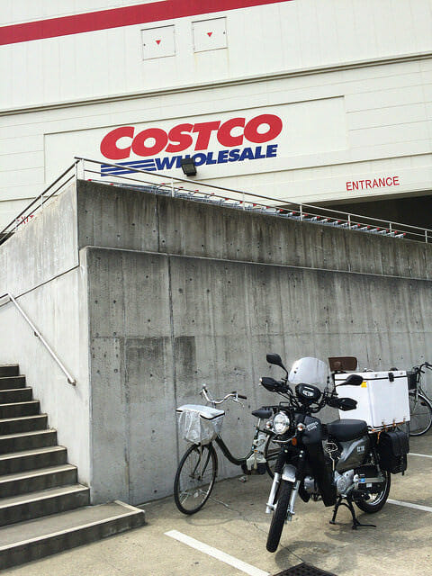COSTCO入口駐輪場