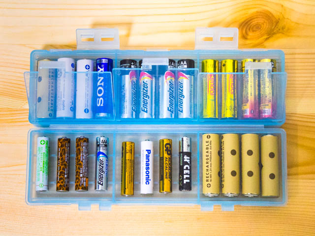 電池ケース 大容量タイプ中蓋開く
