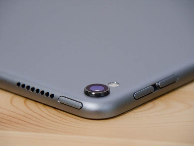 10 5 inch iPad Pro カメラ
