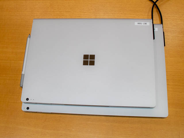 マイクロソフト イベント 201804 SurfaceBook2 13and15インチ 上面
