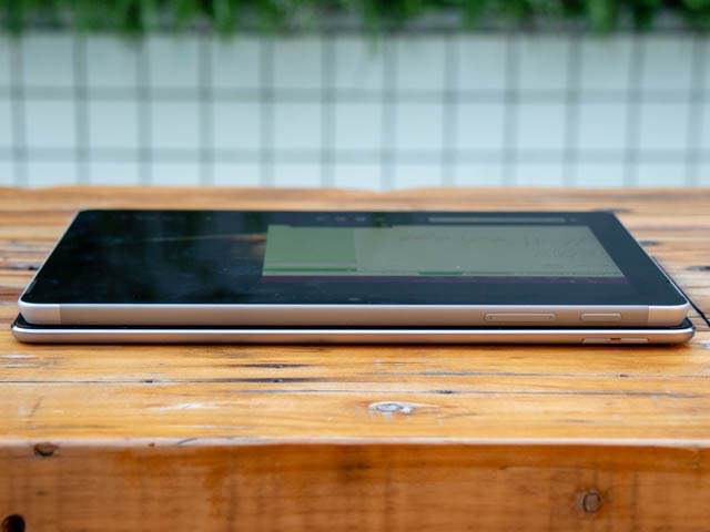 SurfaceGo iPadPro10 5インチ比較 側面 長辺