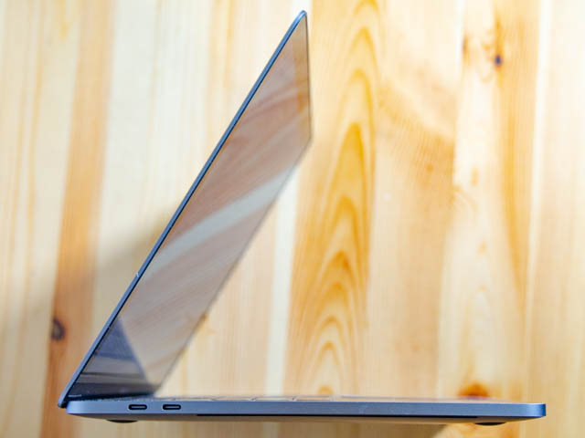 Apple持ち込み修理 MacBookPro膨張2