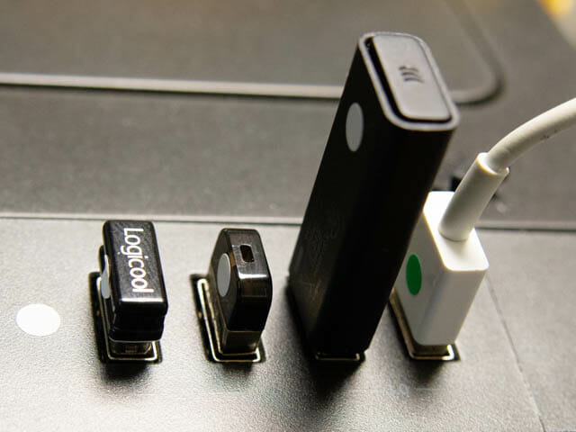 ケーブルの裏表問題 USBケーブル-USBメス側