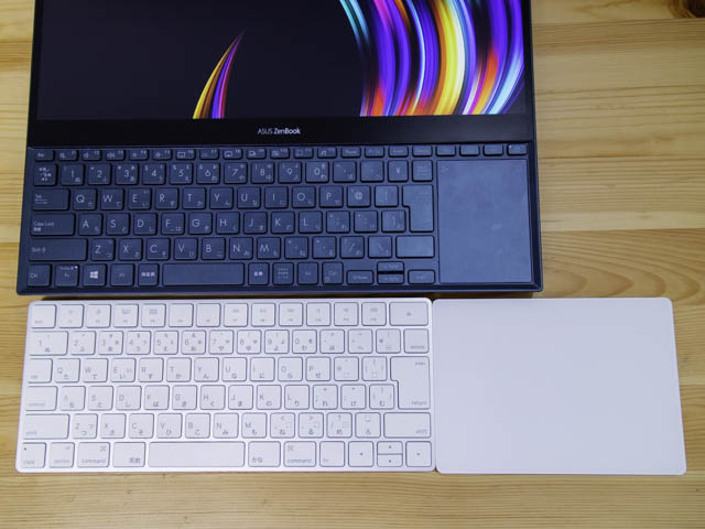 ASUS-ZenBookProDuo Appleキーボードとトラックパッド比較